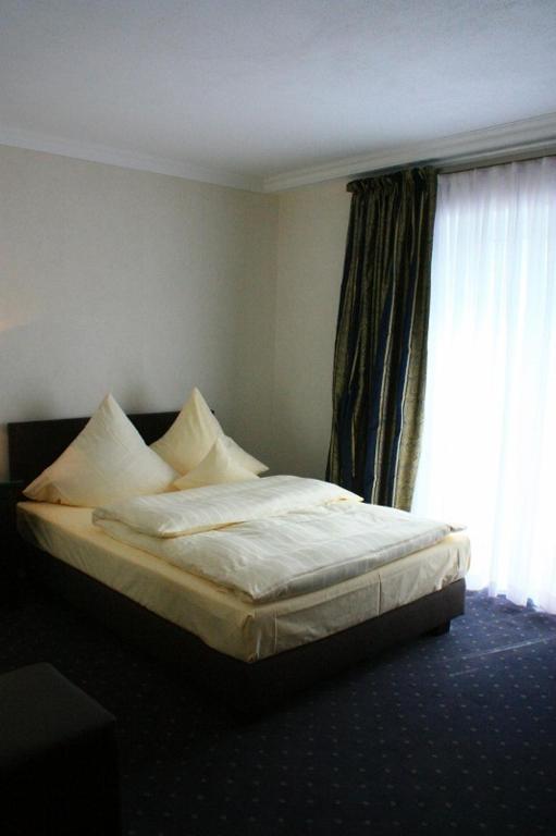 Bayerisches Landhaus Hotel Bielefeld Phòng bức ảnh